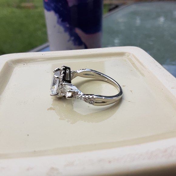 White Sapphire Sterling Silver size 8 - Picture 6 of 6